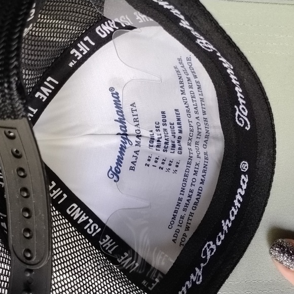 Tommy bahama embroidered swordfish sage green cap - Picture 2 of 2